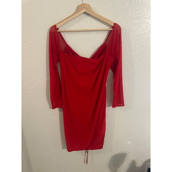 NWT Prettylittlething Plus Size Ruched Bardot Red Dress - Picture 8 of 8